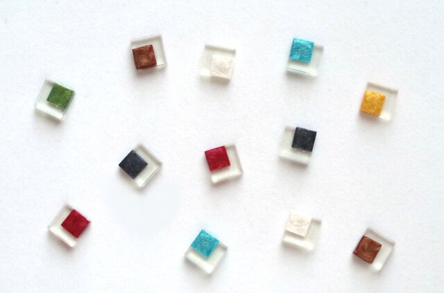 ダブルスクエア　レジン　カボション　ピアス ダブルスクエア レジン カボション ピアス レジンアート メタリックな