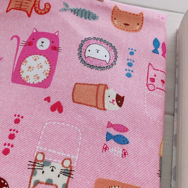 B6サイズ・四六判】ピンク 可愛いさかなと猫柄 手帳カバー ノート