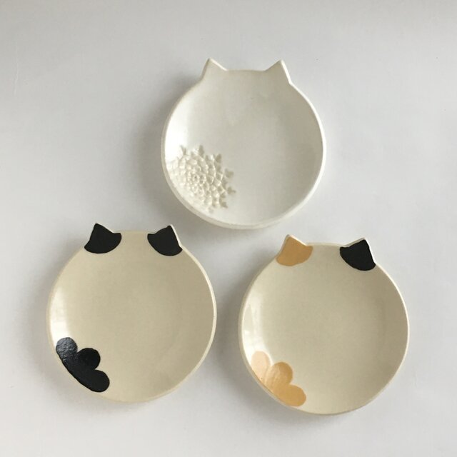 小皿3個「白猫・三毛猫・ハチワレ猫小皿」セット | iichi 日々の暮らし