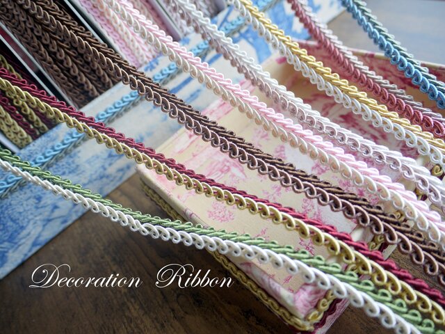 デコレ・スピラーレ  １１ミリ幅 ブレード カルトナージュ  バッグ 衣装など デコレ・スピラーレ 11ミリ幅 ブレード カルトナージュ バッグ 衣装など