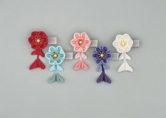 ぷっくりお花のヘアクリップ♡ちょこんとかわいい藤下がり付き ベビー