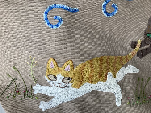 猫刺繍帆布トート | iichi 日々の暮らしを心地よくする