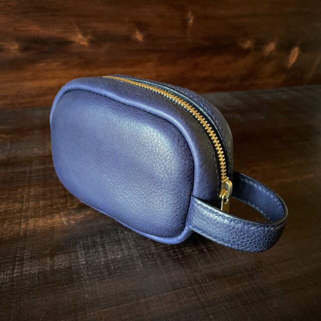《ボックス型》レザーポーチ（Navy）
