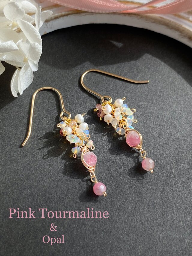 14kgf 梅花トルマリンとオパール、ベビーパールのデザインピアス　/ac713