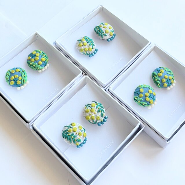 ミモザの刺繍ピアス(botanical）#229 | iichi 日々の暮らしを心地よく