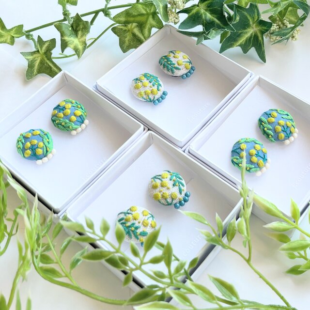 ミモザの刺繍ピアス(botanical）#229 | iichi 日々の暮らしを心地よく
