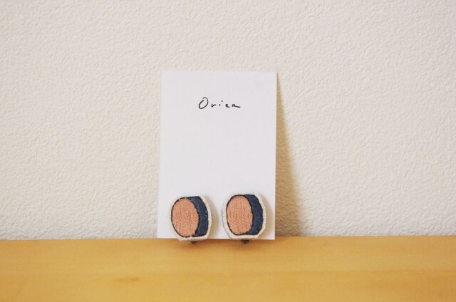 oval earringの画像1枚目