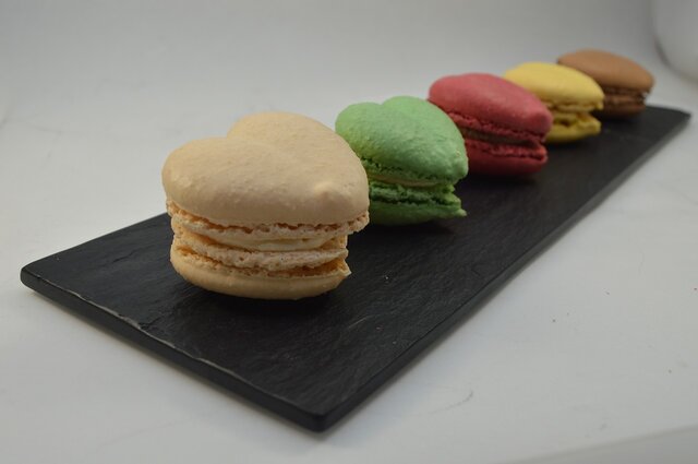 長方形　あえて変形の手作り比較的に軽い平皿 長方形 あえて変形の手作り比較的に軽い平皿 平皿長方形 | iichi 日々の