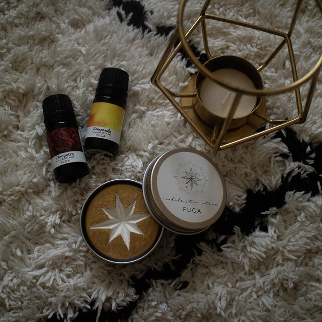 アロマストーン  真ん中黄色のプルメリア アロマストーン 真ん中黄色のプルメリア