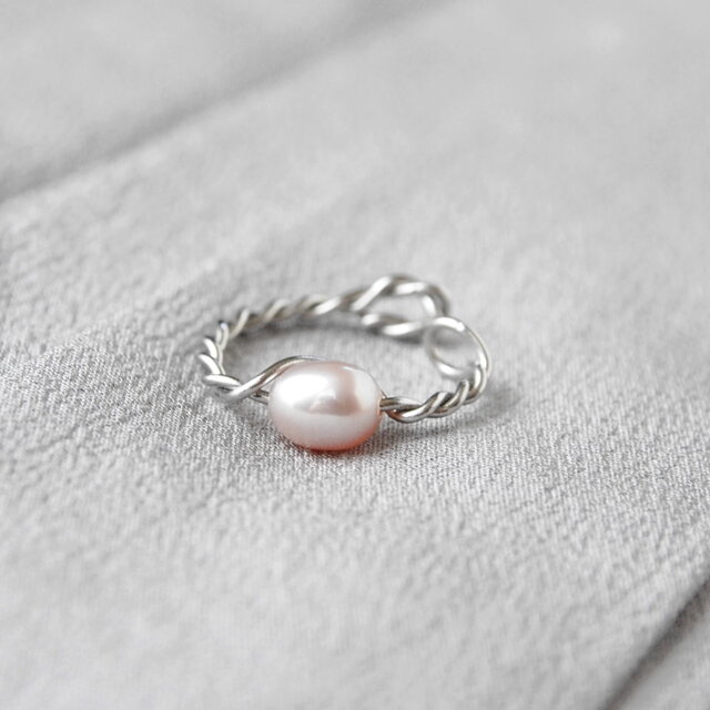 Twist Cuff（淡水パール）-silver pink-