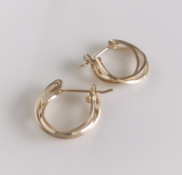 14kgf diagonal キャッチレス ピアス 3連 | iichi 日々の暮らしを