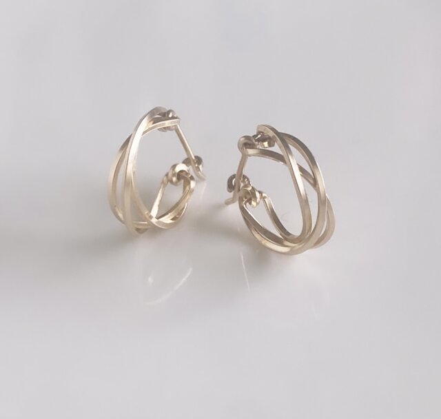 14kgf diagonal キャッチレス ピアス 3連 | iichi 日々の暮らしを