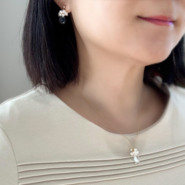 クリスタルクォーツ × 淡水パール 雫ネックレス＆ピアス（イヤリング