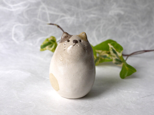 三毛猫の置物、オブジェ | iichi 日々の暮らしを心地よくする