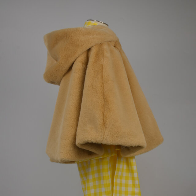 ふわふわラビットファーケープ ベージュ 90センチ | iichi 日々の  