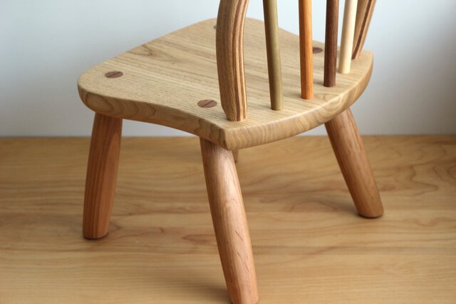 子供いす アンティーク 木工品 手作り椅子 it-65b93250a4d6a-1200.jpg