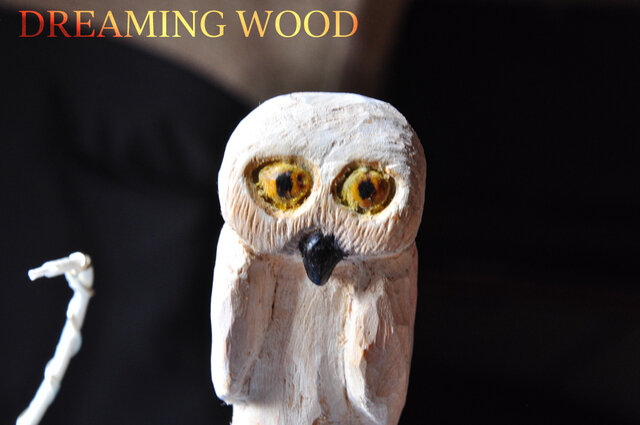 白梟木彫りオーナメント white owl wood carving ornament | iichi  日々の暮らしを心地よくするハンドメイドやアンティークのマーケットプレイス