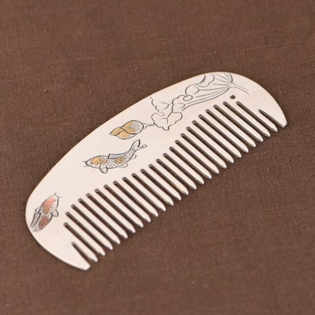 蓮と鯉の純銀櫛 - 日本の美意識と伝統を象徴した髪飾りK101ご了承ください