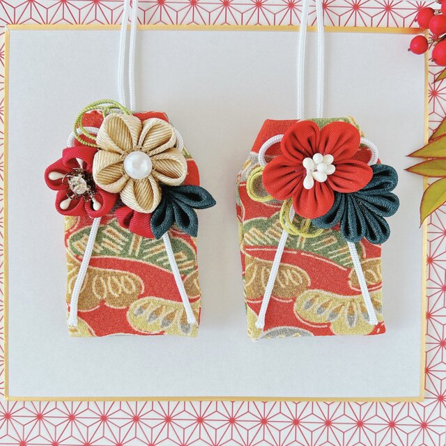 （松）元巫女が作る花のお守り袋