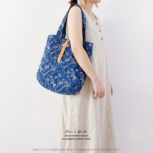 ハンドメイド リネントートバッグ「青い花」 ハンドメイド 手刺繍
