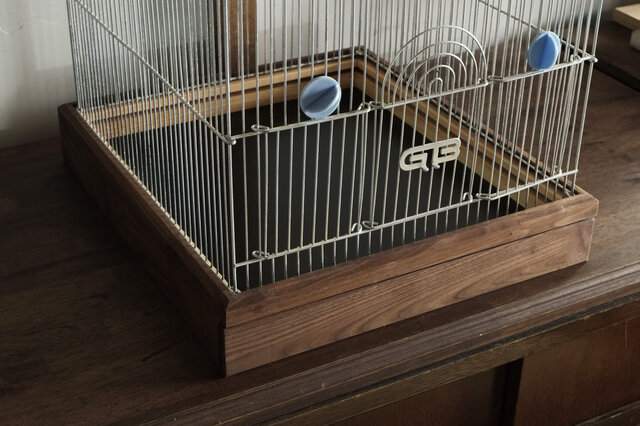 お手持ちの鳥かごに合わせてつくる木製トレイ | iichi 日々の