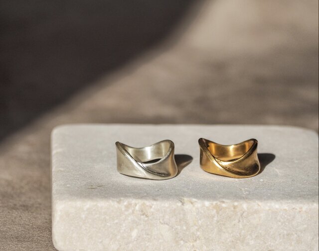 thick twistリング・ウェーブボリュームリング・ribbon/送料無料