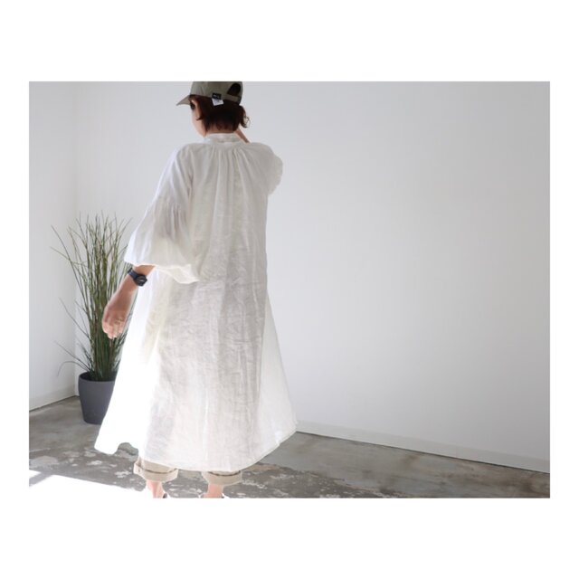 そうでしたか☺︎リネン  ホワイト くるみボタン アンティークデザイン ワンピース ドレス
