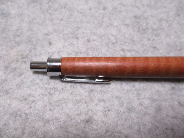 マサランディーバ カーリー杢 椿油仕上げ ワンピースタイプの木