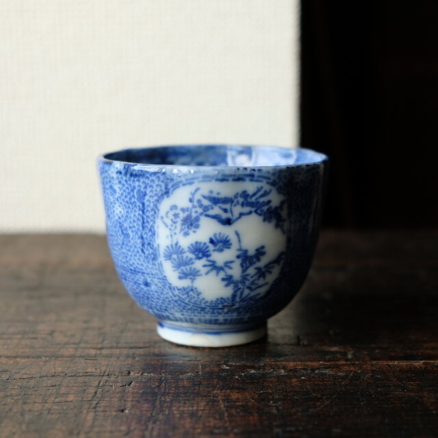 青で素敵◆鶴がいる。伊万里　微塵子柄印判猪口　向付　骨董・antiques 明治〜大正期