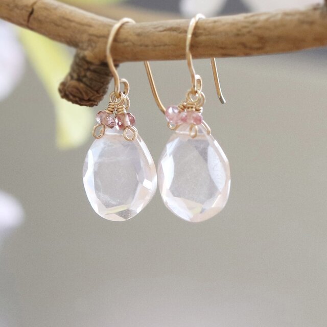 桜の花びら ピアス／イヤリング｜天然石 ローズクォーツ｜14Kgf｜ー