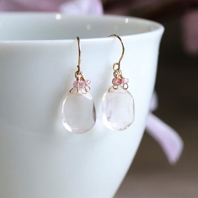 桜の花びら ピアス／イヤリング｜天然石 ローズクォーツ｜14Kgf｜ー