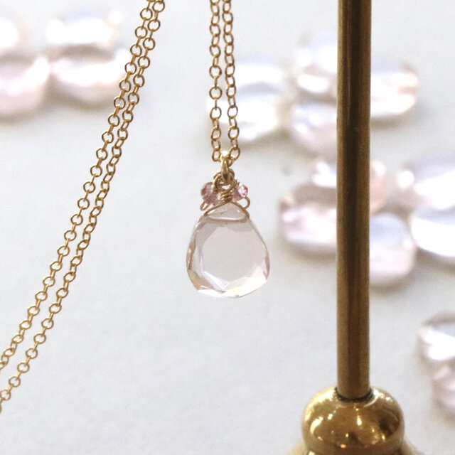 桜の花びら ネックレス｜天然石 ローズクォーツ｜14Kgf｜ー Sakura ー