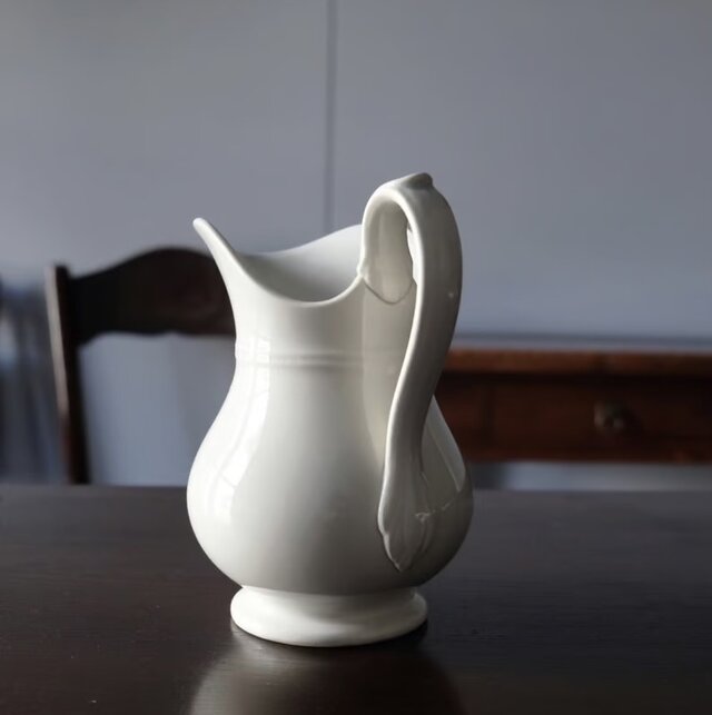 クレイユ&モントロー ピシェ ピッチャー 白 花器 花瓶 h19.3cm 