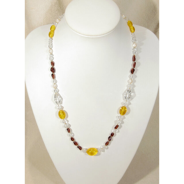 ガーネットと本水晶、本真珠（淡水パール）、SV925のネックレス（天然石、クォーツ、誕生石、ロジウム、ナチュラルカラー）