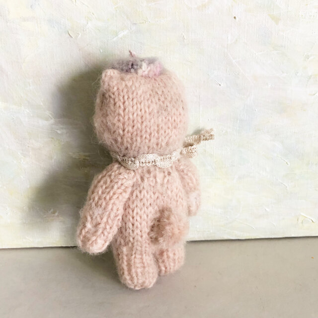 ピンクのくまちゃんベレー帽がお気に入り pink teddy bear | iichi