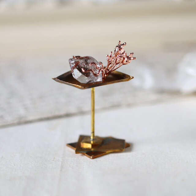 【花石】ダイヤモンドクォーツとアジサイ