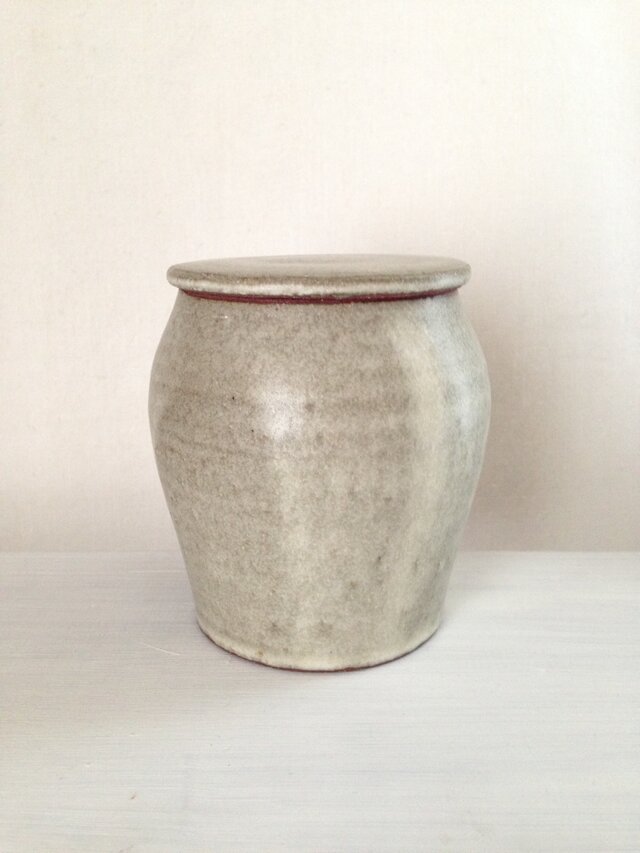 壺(白マット)赤荒土