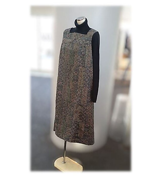 342　１点物　エスニック柄紬　Aラインワンピース　ジャンスカ　オールシーズン　着物リメイク　スクエアネック　正絹