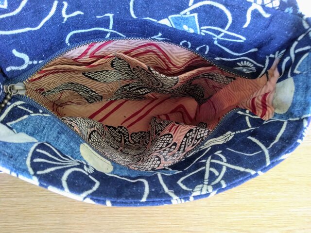 藍染のショルダーバッグ 47 | iichi 日々の暮らしを心地よくする