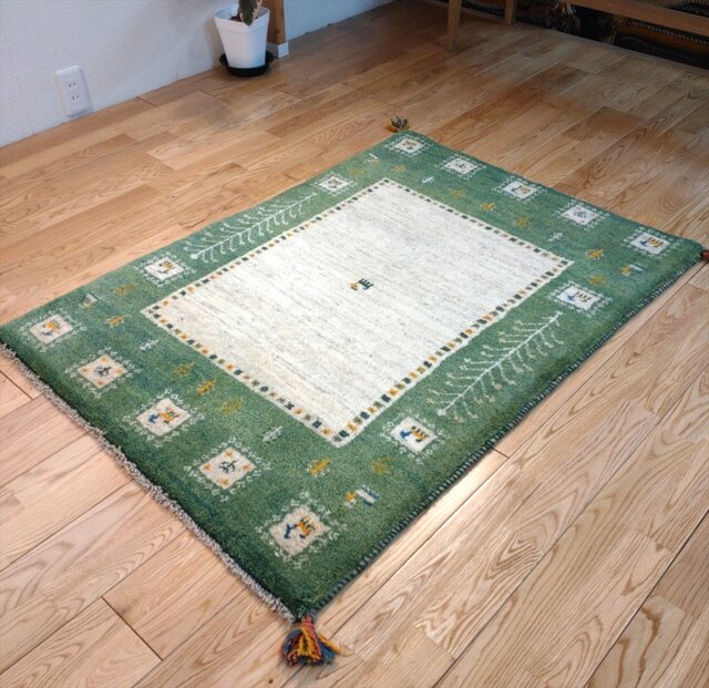 【フラワー】ペルシャ　ギャッベ 玄関マット　85×60 緑　生命の木　花 ペルシャ ギャッベ 玄関マット 87x60㎝ 緑 生命の木 RJ5816G