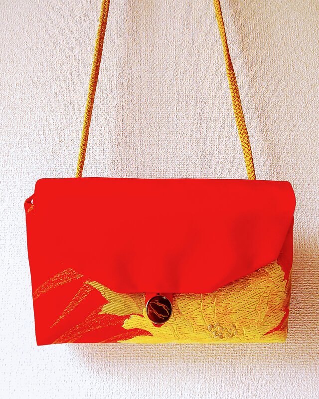 帯リメイクショルダーバッグ（赤色 牡丹刺繍） | iichi 日々の暮らしを