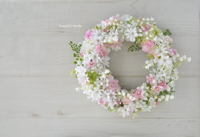 すずらんとブルーローズのフラワーリース　春夏 すずらん と ピンクのラン フラワーリース：ピンク 白 すずらん