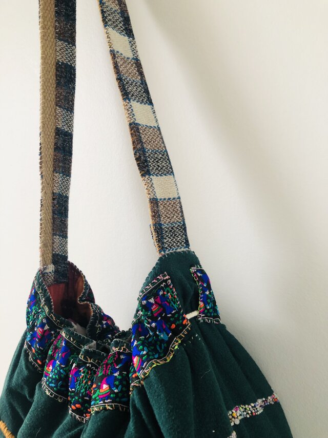 Bag 巾着バッグ ワンハンドル 手縫いのバッグ 布製 スローファッション