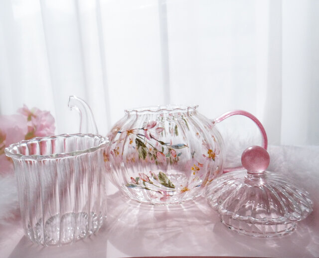 ピンク ガチャガチャとガラス容器セット 天使からのギフト 桜瑪瑙、箱、指輪 ピンク ガチャガチャとガラス容器セット 天使からのギフト 桜