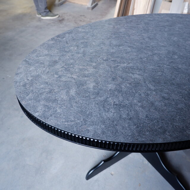 大サイズ＞クラシックモダン ダイニングテーブル カフェテーブル