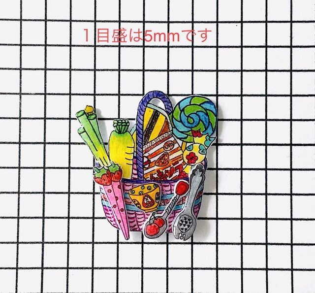 昭和レトロ ブローチ・バッジ 買い物かごと食器たち…バッグ・リュック