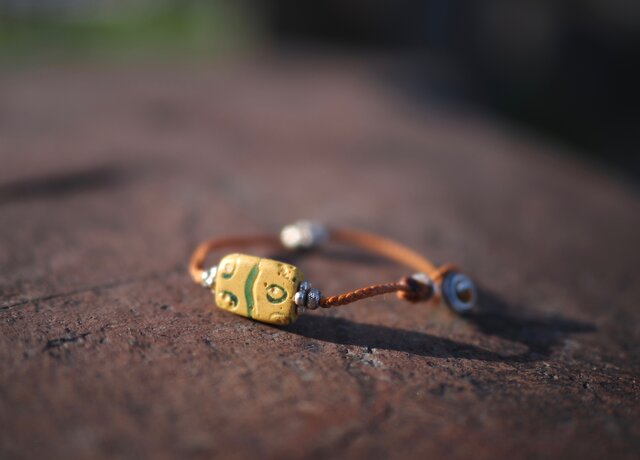 Old venice beads- code bracelet | iichi 日々の暮らしを心地よくする
