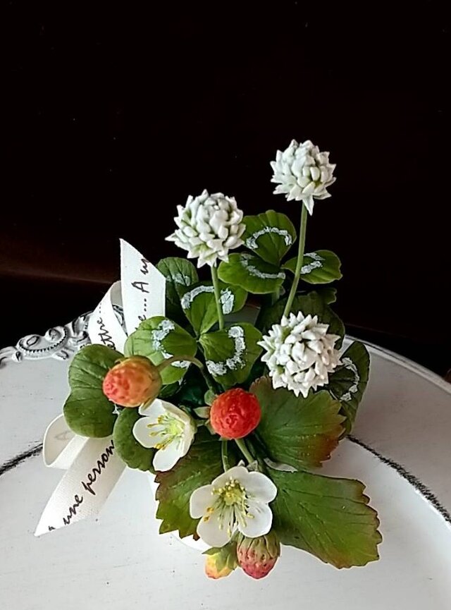 クレイフラワー♡ロココ調薔薇のフラワーアレンジメント♡ハンドメイド クレイフラワー♡ロココ調フラワーアレンジメント♡ハンドメイド
