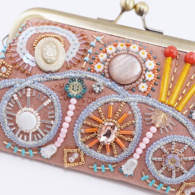 ビーズ刺繍のがま口 No.1｜オールドピンク｜ガーゼ素材｜マチなし