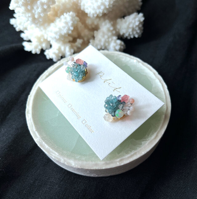 『再販』珊瑚礁のピアス『青』(イヤリング)［ブルージルコン・オパール］